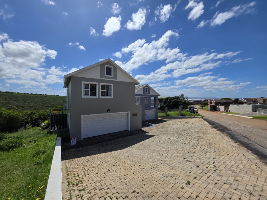 2 Bedroom Property for Sale in Wavecrest Eastern Cape